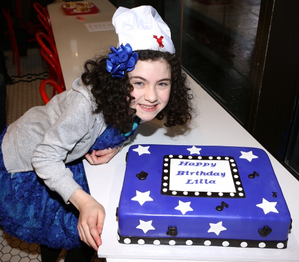 Lilla Crawford & Cake Photo