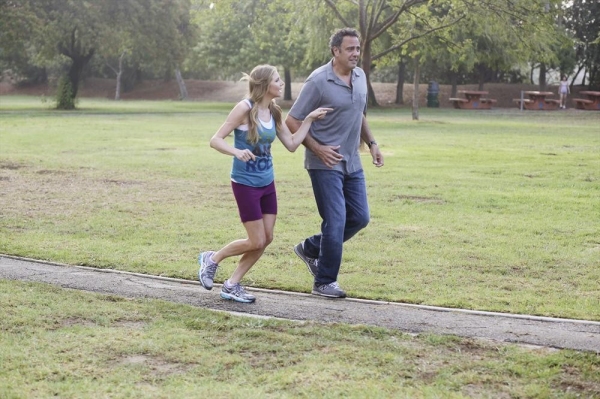 Photo Flash: HOW TO LIVE WITH YOUR PARENTS' Second Episode, Airing 4/10 Image