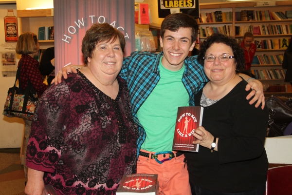 Photo Coverage: Henry Hodges Signs HOW TO ACT LIKE A KID at Drama Book Shop! 