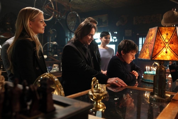 Photo Flash: ONCE UPON A TIME's 'Lacey,' Airing 4/21 Image