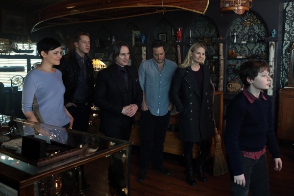 Photo Flash: ONCE UPON A TIME's 'Lacey,' Airing 4/21 Image