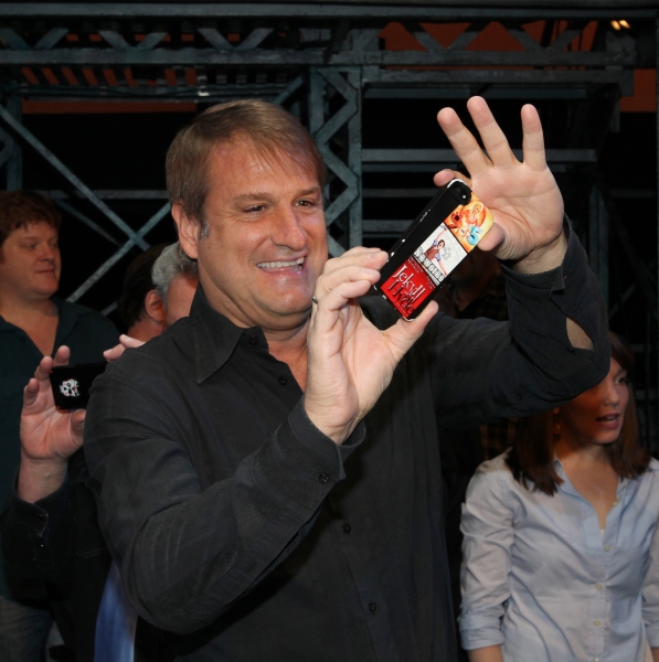 Photo Coverage: NEWSIES Celebrates One Year on Broadway with Cast, Cake & Creatives!  Image