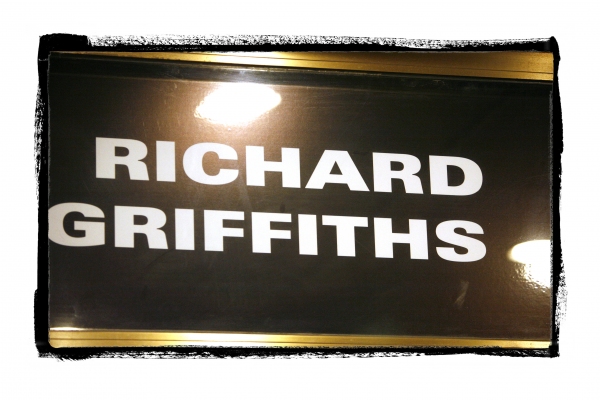 Photo Flash - Remembering Richard Griffiths 
