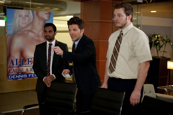 PARKS AND RECREATION -- "Animal Control" Episode 518 -- Pictured: (l-r) AZIZ ANSARI a Photo