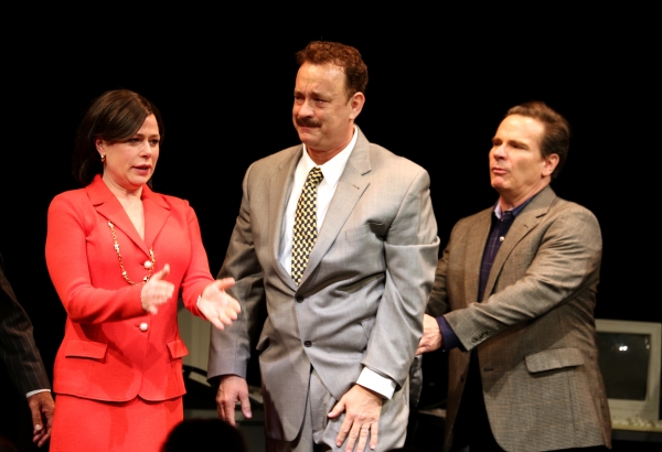 Maura Tierney, Tom Hanks, Peter Scolari & Cast Photo