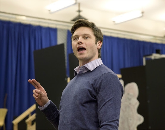 Photo Flash: Sneak Peek at Norbert Leo Butz, Kate Baldwin & More in Rehearsal for BIG FISH Image