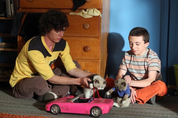 Photo Flash: THE MIDDLE's 'From Orson with Love,' Airing 5/1 Image