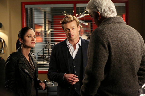Photo Flash: THE MENTALIST's 'Red Velvet Cupcakes,' Airing 4/21 Image