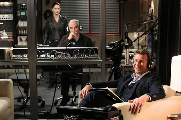 Photo Flash: THE MENTALIST's 'Red Velvet Cupcakes,' Airing 4/21 Image