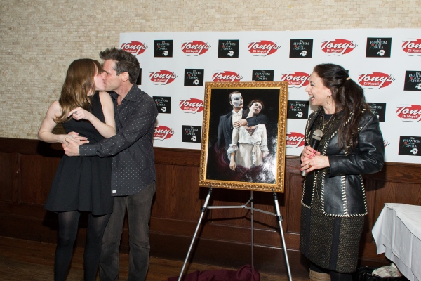 Photo Coverage: THE PHANTOM OF THE OPERA Cast Unveils Portrait at Tony's di Napoli Image