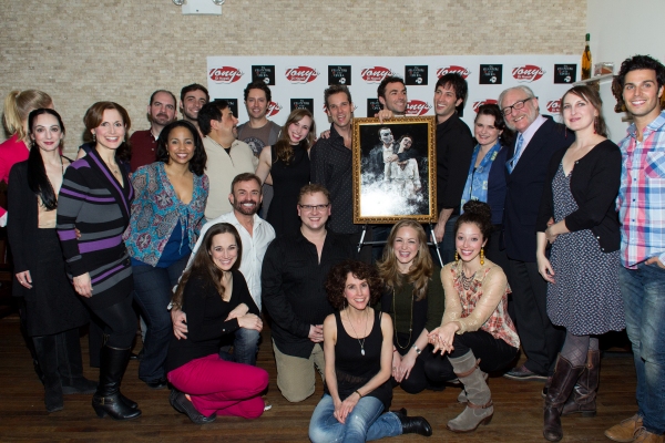 Photo Coverage: THE PHANTOM OF THE OPERA Cast Unveils Portrait at Tony's di Napoli Image