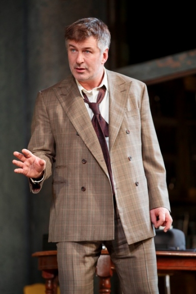Photo Flash: ORPHANS, Starring Alec Baldwin and More, Opens on Broadway Tonight! Image