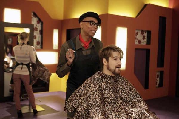 Photo Flash: This Week's All New Episode of HAPPY ENDINGS 