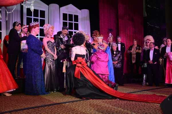 Photo Coverage: Christian Borle, Karen Mason, Tony Sheldon and More at 2013 NIGHT OF A THOUSAND GOWNS 