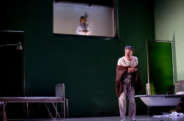 Photo Flash: First Look at Alan Cumming & More in MACBETH on Broadway!  Image