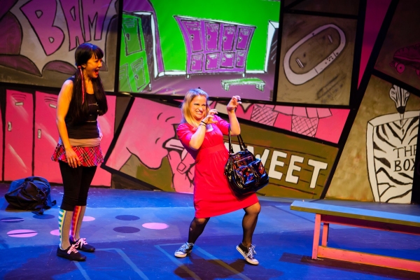 Photo Flash: First Look at Circle Circle dot dot's DERBYWISE Image