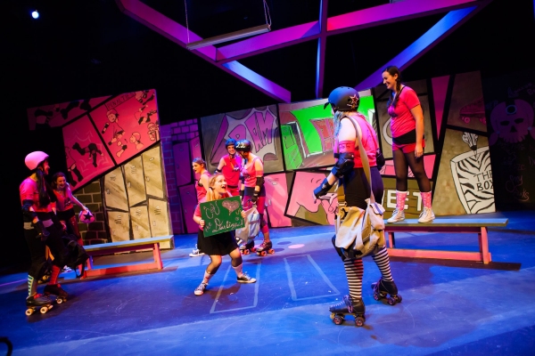 Photo Flash: First Look at Circle Circle dot dot's DERBYWISE Image