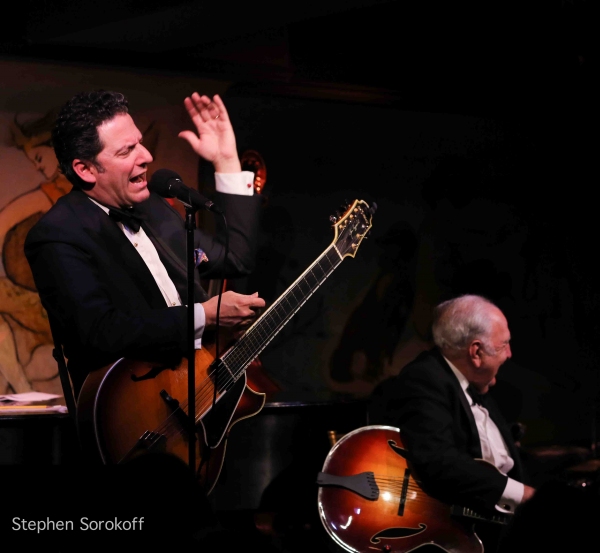 Photo Coverage: John Pizzarelli Quartet Plays Cafe Carlyle! Image