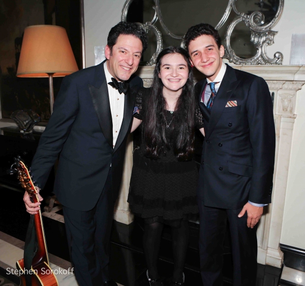 Photo Coverage: John Pizzarelli Quartet Plays Cafe Carlyle! Image
