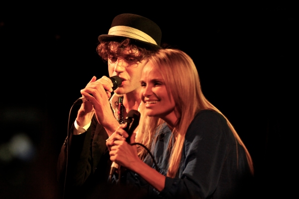Photo Flash: Kristin Chenoweth Sings 'Popular Song' with Mika! Image