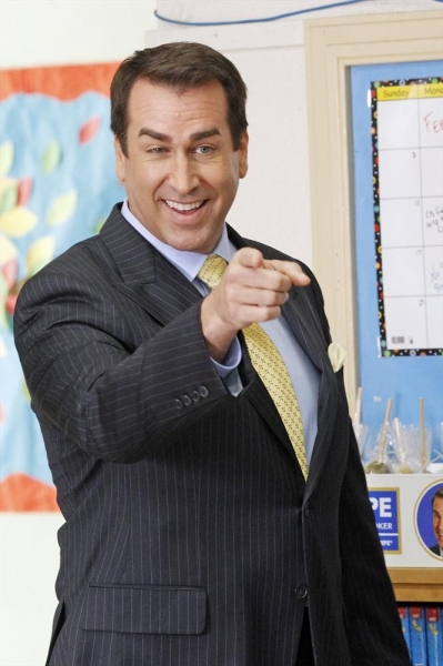 Photo Flash: MODERN FAMILY's 'Career Day,' Airing 5/1 Image