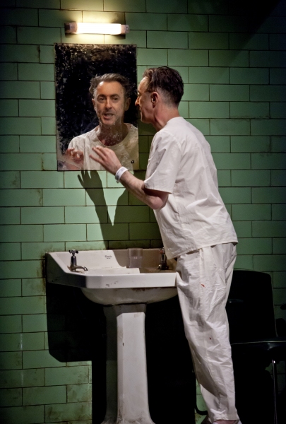 Photo Flash: Get a First Look at Alan Cumming in MACBETH on Broadway! Image