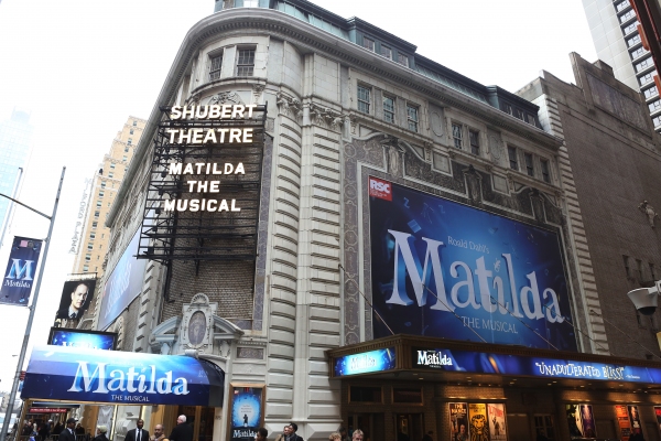 Photo Coverage: MATILDA's Starry Red Carpet Arrivals at Opening Night! Image