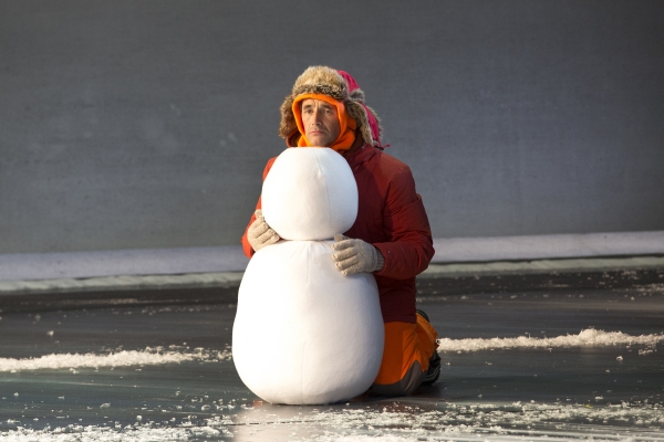Photo Flash: First Look at Mark Rylance and More in Guthrie's NICE FISH Image