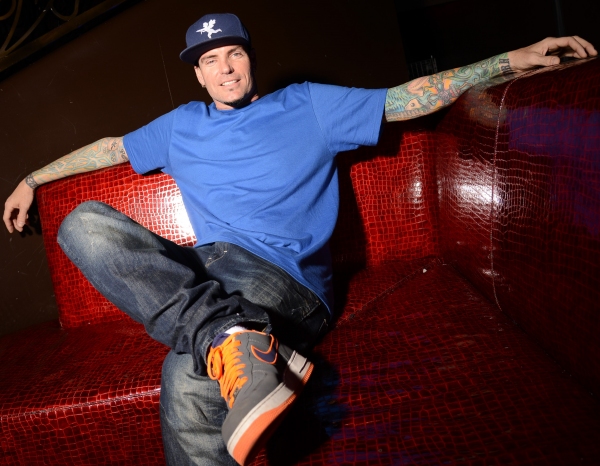 Photo Flash: Rapper Vanilla Ice Appears at Las Vegas' LAX Nightclub Image