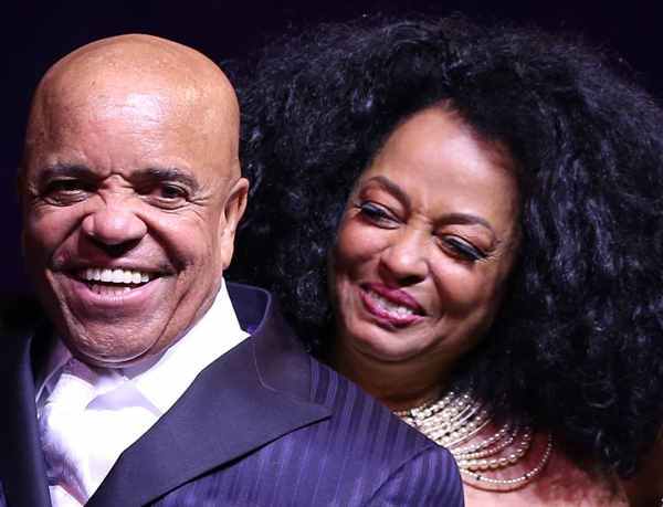 Photo Coverage: Music Legends Join MOTOWN THE MUSICAL for Opening Night Curtain Call! Image