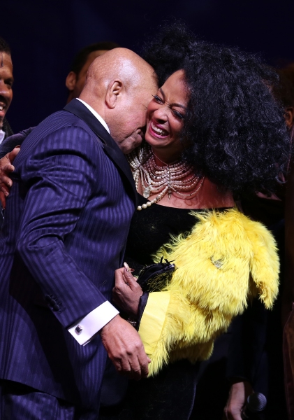 Photo Coverage: Music Legends Join MOTOWN THE MUSICAL for Opening Night Curtain Call! Image