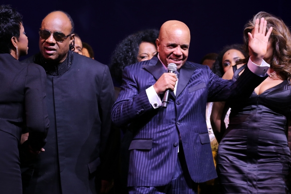 Photo Coverage: Music Legends Join MOTOWN THE MUSICAL for Opening Night Curtain Call! Image