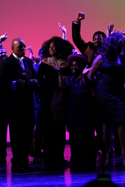 Photo Coverage: Music Legends Join MOTOWN THE MUSICAL for Opening Night Curtain Call! Image