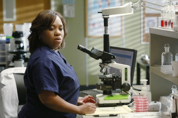 Photo Flash: GREY'S ANATOMY's 'Do You Believe in Magic,' Airing 5/2 Image