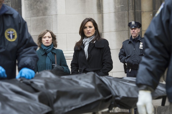 Photo Flash: LAW & ORDER: SVU's 'Girl Dishonored,' Airing 4/24 Image