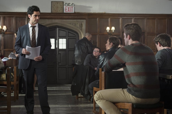 Photo Flash: LAW & ORDER: SVU's 'Girl Dishonored,' Airing 4/24 Image