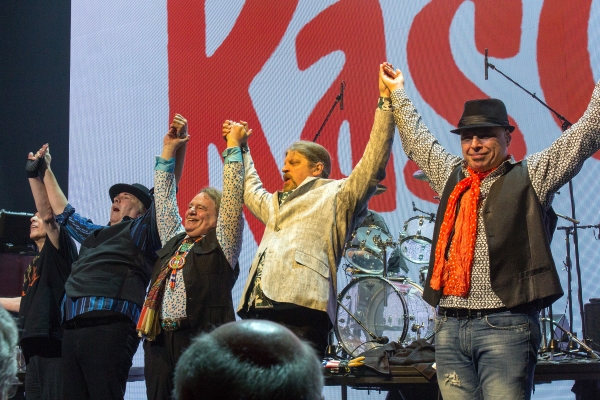 Photo Coverage: THE RASCALS Take First Official Broadway Bow! Image