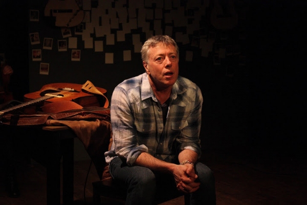 Photo Flash: First Look at FOUR MESSAGES, Beginning Tonight at Theatre Row 