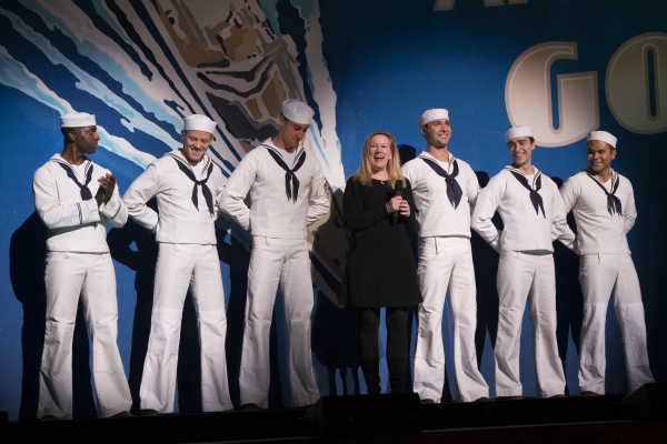 Kathleen Marshall and the cast of Anything Goes Photo