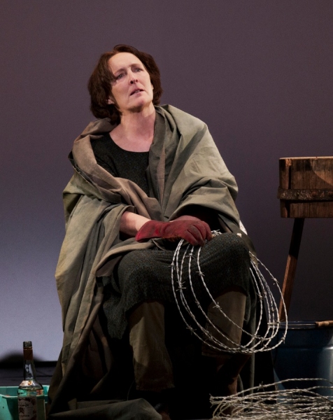 Photo Flash: First Look at Fiona Shaw in THE TESTAMENT OF MARY Image