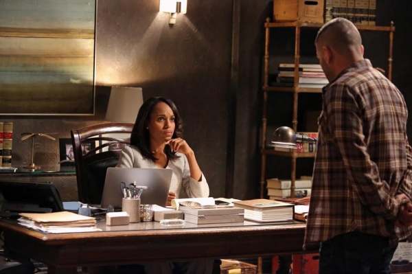 Photo Flash: SCANDAL's 'A Woman Scorned,' Airing 5/2 Image