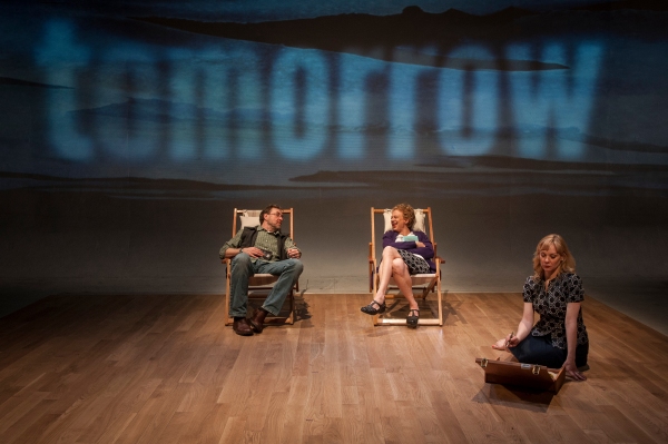 Photo Flash: First Look at Lookingglass Theatre's STILL ALICE 