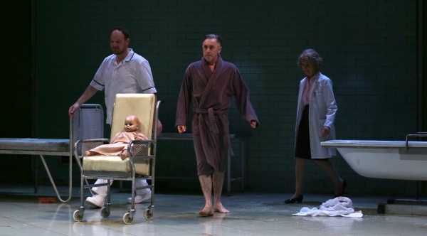 Photo Coverage: Opening Night Curtain Call for MACBETH Starring Alan Cumming!  Image