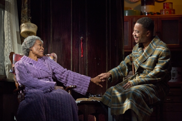 Photo Flash: First Look at Cicely Tyson, Vanessa Williams, Cuba Gooding Jr. & More in THE TRIP TO BOUNTIFUL Image