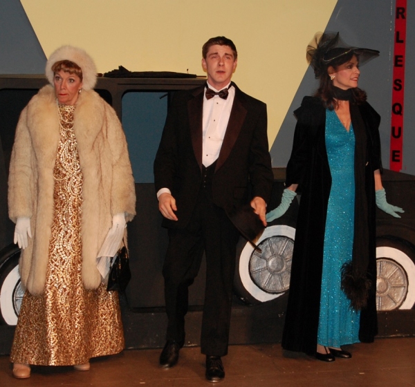 Photo Flash: First Look at Players Guild of Leonia's CRAZY FOR YOU Image