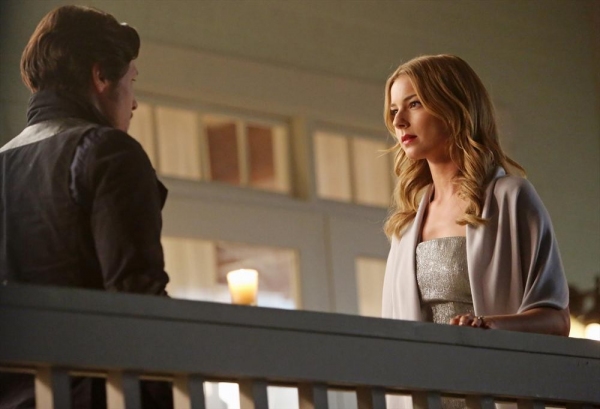 Photo Flash: REVENGE's 'Engagement,' Airing 5/5 Image