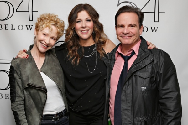 Photo Flash: Kristin Chenoweth, Robert De Niro, Tom Hanks and More Visit Rita Wilson at 54 Below  Image