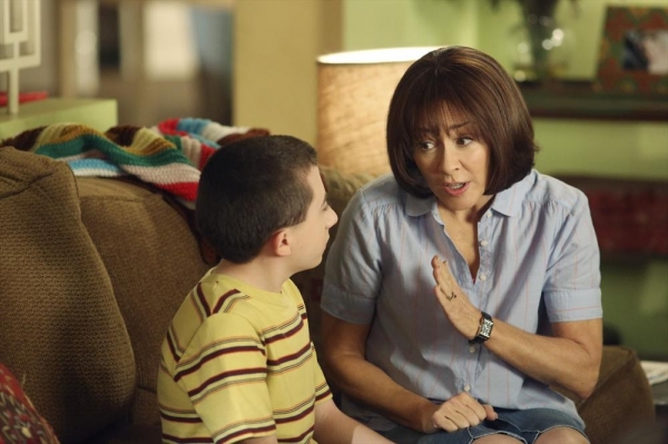 Photo Flash: THE MIDDLE's 'Hallelujah Hoedown,' Airing 5/8 Image