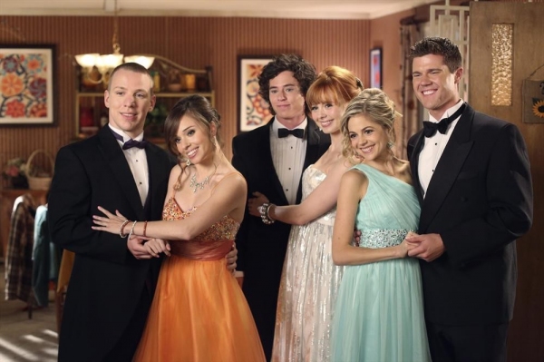 Photo Flash: THE MIDDLE's 'Hallelujah Hoedown,' Airing 5/8 Image