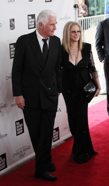 Photo Coverage: The Stars Arrive for the 40th Annual Chaplin Awards, Honoring Barbra Streisand Image